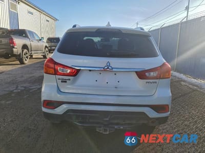 Zdjęcie 6 z 13 samochodu: 2018 MITSUBISHI RVR SE LIMITED VIN:JA4AJ4AW5JZ604923 - miniatura