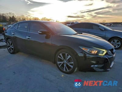 Czwarte zdjęcie samochodu z boku: 2017 NISSAN MAXIMA PLA VIN:1N4AA6AP6HC383913 - miniatura