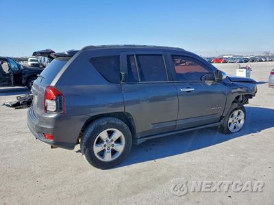 Trzecie zdjęcie samochodu z tyłu: 2015 JEEP COMPASS SPORT VIN:1C4NJCBA2FD235656 - miniatura