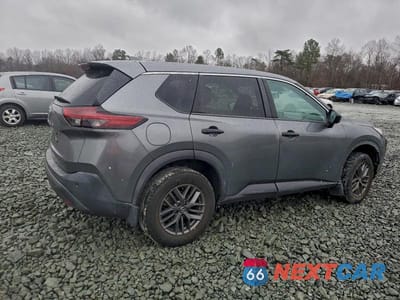 Trzecie zdjęcie samochodu z tyłu: 2021 NISSAN ROGUE S VIN:5N1AT3AA6MC677543 - miniatura