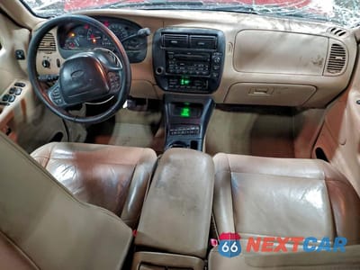 Zdjęcie 8 z 12 samochodu: 1999 FORD EXPLORER VIN:1FMZU35P5XZA67553 - miniatura