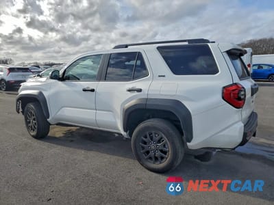 Drugie zdjęcie samochodu z przodu: 2025 TOYOTA 4RUNNER SR5 VIN:JTEVA5AR0S5003625 - miniatura