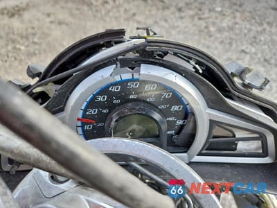 Zdjęcie 7 z 10 samochodu: 2017 HONDA PCX 150 VIN:RLHKF180XHY200771 - miniatura