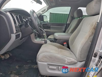 Zdjęcie 7 z 15 samochodu: 2017 TOYOTA SEQUOIA SR5 VIN:5TDBY5G17HS150130 - miniatura