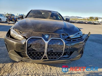 Piąte zdjęcie samochodu w środku: 2024 BMW I4 EDRIVE 35 VIN:WBY43AW0XRFT38133 - miniatura