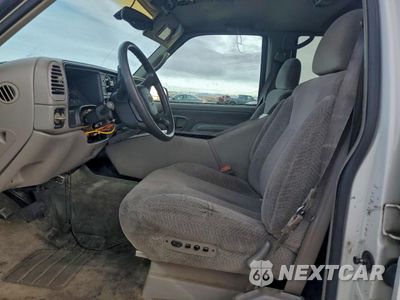 Zdjęcie 7 z 15 samochodu: 1999 CHEVROLET SUBURBAN C2500 VIN:3GNGC26JXXG196818 - miniatura