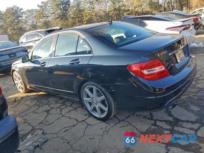 Drugie zdjęcie samochodu z przodu: 2014 MERCEDES-BENZ C 250 VIN:WDDGF4HB1EG254136 - miniatura