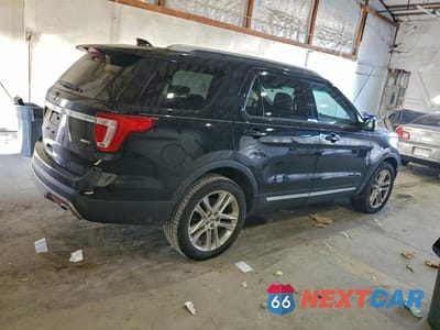 Trzecie zdjęcie samochodu z tyłu: 2016 FORD EXPLORER XLT VIN:1FM5K8D81GGA83966 - miniatura