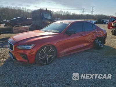 2019 VOLVO S60 T6 R-DESIGN 7JRA22TM6KG000458 - główne zdjęcie licytacji z USA - miniatura
