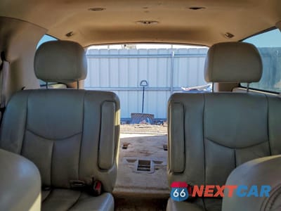 Zdjęcie 10 z 15 samochodu: 2004 CHEVROLET TAHOE K1500 VIN:1GNEK13Z84R208586 - miniatura