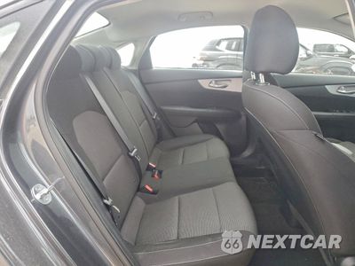 Zdjęcie 10 z 13 samochodu: 2024 KIA FORTE LXS VIN:3KPF24AD2RE799829 - miniatura