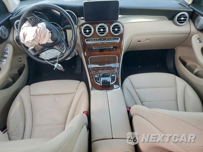 Zdjęcie 8 z 14 samochodu: 2017 MERCEDES-BENZ GLC 300 4MATIC VIN:WDC0G4KB8HF151138 - miniatura