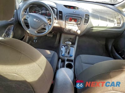 Zdjęcie 8 z 12 samochodu: 2017 KIA FORTE LX VIN:3KPFK4A73HE087757 - miniatura