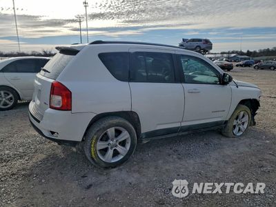 Trzecie zdjęcie samochodu z tyłu: 2011 JEEP COMPASS SPORT VIN:1J4NF1FB3BD252172 - miniatura