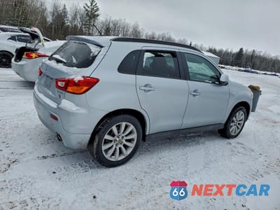 Trzecie zdjęcie samochodu z tyłu: 2011 MITSUBISHI RVR GT VIN:JA4AJ4AU7BZ606642 - miniatura