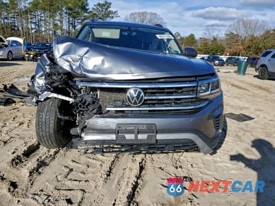 Piąte zdjęcie samochodu w środku: 2022 VOLKSWAGEN ATLAS SE VIN:1V2LP2CA8NC550785 - miniatura