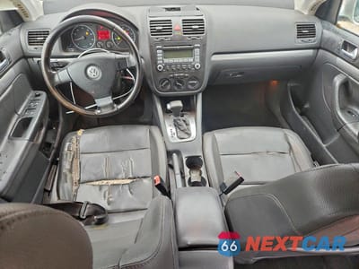 Zdjęcie 8 z 13 samochodu: 2008 VOLKSWAGEN JETTA SE VIN:3VWRM71K08M070642 - miniatura