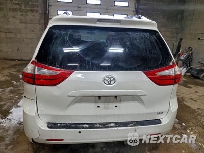 Zdjęcie 6 z 13 samochodu: 2016 TOYOTA SIENNA XLE VIN:5TDYK3DC1GS748248 - miniatura