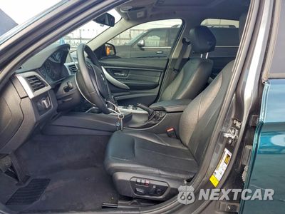 Zdjęcie 7 z 14 samochodu: 2012 BMW 328 I SULEV VIN:WBA3C1C59CF433168 - miniatura
