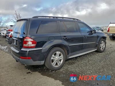 Trzecie zdjęcie samochodu z tyłu: 2008 MERCEDES-BENZ GL 450 4MATIC VIN:4JGBF71E48A376034 - miniatura
