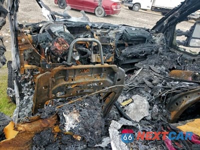 Zdjęcie 8 z 12 samochodu: 2017 FORD F350 SUPER DUTY VIN:1FT8W3DT7HEB50810 - miniatura