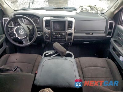 Zdjęcie 8 z 11 samochodu: 2020 RAM 1500 CLASSIC WARLOCK VIN:1C6RR7GG0LS109714 - miniatura