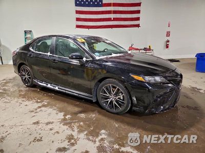 Czwarte zdjęcie samochodu z boku: 2024 TOYOTA CAMRY SE NIGHT SHADE VIN:4T1G11BK6RU111458 - miniatura