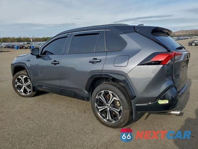 Drugie zdjęcie samochodu z przodu: 2023 TOYOTA RAV4 PRIME XSE VIN:JTMFB3FVXPD158096 - miniatura
