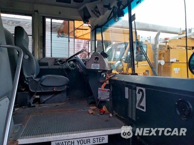 Piąte zdjęcie samochodu w środku: 2014 IC CORPORATION 3000 RE VIN:4DRBWAAN7EB025802 - miniatura