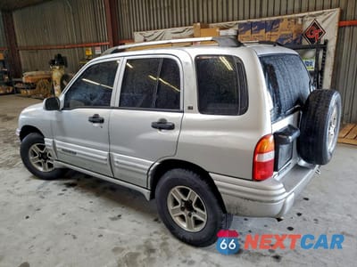 Drugie zdjęcie samochodu z przodu: 2002 CHEVROLET TRACKER LT VIN:2CNBE634226900464 - miniatura