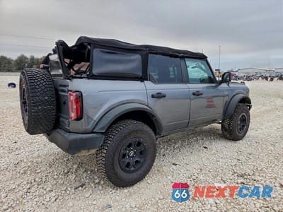 Trzecie zdjęcie samochodu z tyłu: 2024 FORD BRONCO WILDTRAK VIN:1FMEE2BP4RLA90757 - miniatura