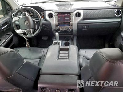 Zdjęcie 8 z 15 samochodu: 2020 TOYOTA TUNDRA CREWMAX 1794 VIN:5TFAY5F1XLX944796 - miniatura