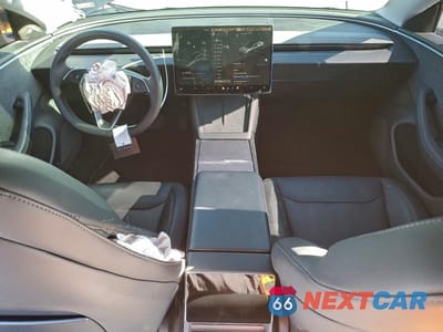 Zdjęcie 8 z 12 samochodu: 2025 TESLA MODEL 3 VIN:5YJ3E1EB9SF874530 - miniatura