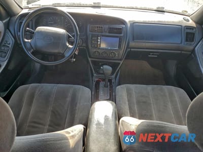 Zdjęcie 8 z 12 samochodu: 1995 TOYOTA AVALON XL VIN:4T1GB10E8SU064126 - miniatura