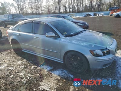Czwarte zdjęcie samochodu z boku: 2007 VOLVO S40 T5 VIN:YV1MH682672282849 - miniatura