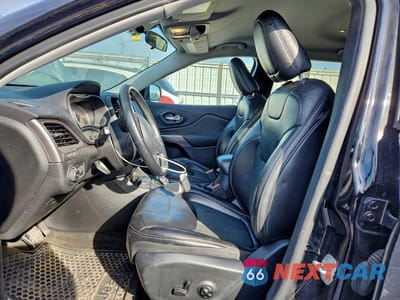 Zdjęcie 7 z 14 samochodu: 2019 JEEP CHEROKEE LATITUDE PLUS VIN:1C4PJMLB8KD397730 - miniatura