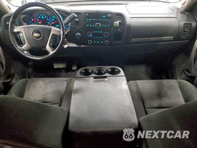 Zdjęcie 8 z 13 samochodu: 2011 CHEVROLET SILVERADO K1500 LT VIN:3GCPKSE39BG282340 - miniatura
