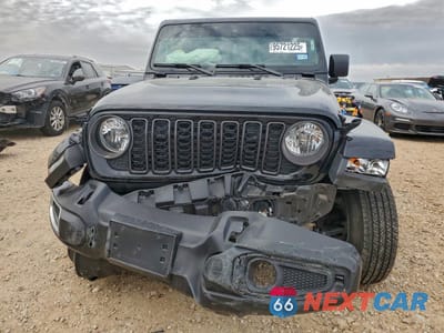 Piąte zdjęcie samochodu w środku: 2024 JEEP GLADIATOR SPORT VIN:1C6HJTAG6RL111958 - miniatura