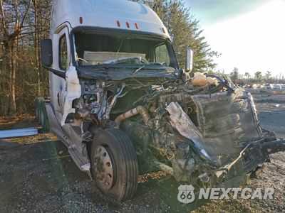 Zdjęcie 9 z 10 samochodu: 2018 FREIGHTLINER CASCADIA 126 SEMI TRUCK VIN:3AKJHHDR2JSJX4668 - miniatura