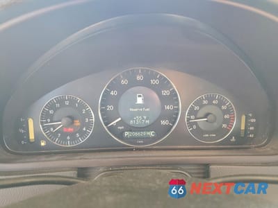 Zdjęcie 9 z 12 samochodu: 2004 MERCEDES-BENZ CLK 500 VIN:WDBTK75G04T022072 - miniatura