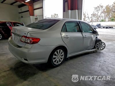 Trzecie zdjęcie samochodu z tyłu: 2013 TOYOTA COROLLA BASE VIN:5YFBU4EE7DP086363 - miniatura