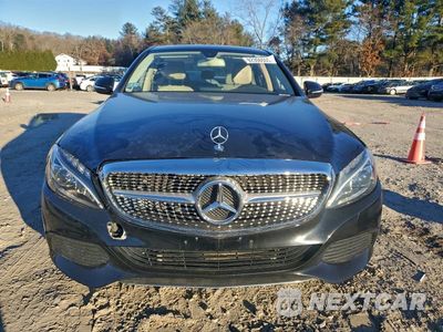 Piąte zdjęcie samochodu w środku: 2015 MERCEDES-BENZ C 300 4MATIC VIN:55SWF4KB5FU027749 - miniatura
