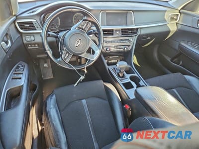 Zdjęcie 8 z 13 samochodu: 2019 KIA OPTIMA LX VIN:5XXGT4L38KG293781 - miniatura
