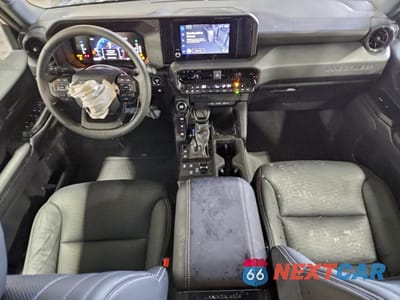 Zdjęcie 8 z 17 samochodu: 2025 TOYOTA LAND CRUISER BASE VIN:JTEABFAJ6SK027439 - miniatura
