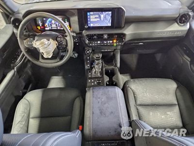Zdjęcie 8 z 15 samochodu: 2025 TOYOTA LAND CRUISER BASE VIN:JTEABFAJ6SK027439 - miniatura