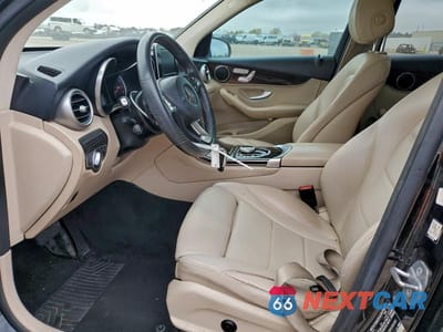 Zdjęcie 7 z 11 samochodu: 2019 MERCEDES-BENZ GLC 300 VIN:WDC0G4JB3KF573651 - miniatura
