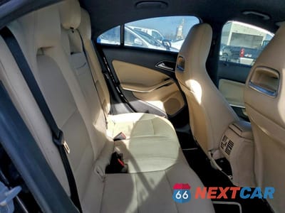 Zdjęcie 10 z 12 samochodu: 2017 MERCEDES-BENZ CLA 250 VIN:WDDSJ4EB0HN457516 - miniatura