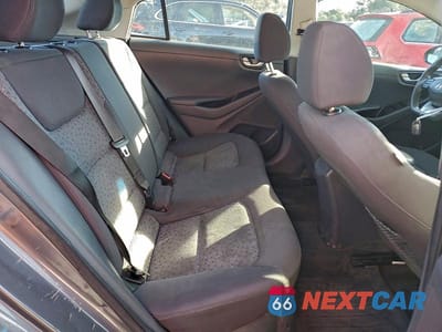 Zdjęcie 10 z 11 samochodu: 2019 HYUNDAI IONIQ BLUE VIN:KMHC65LC2KU174691 - miniatura