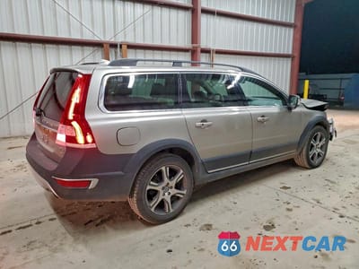 Trzecie zdjęcie samochodu z tyłu: 2014 VOLVO XC70 T6 VIN:YV4902BZ3E1176974 - miniatura