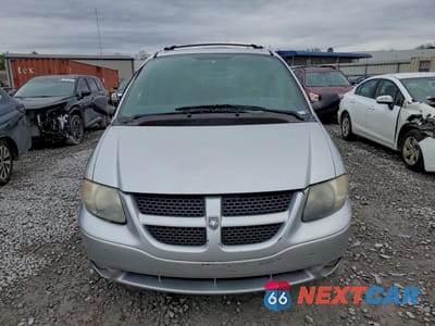 Piąte zdjęcie samochodu w środku: 2004 DODGE GRAND CARAVAN SXT VIN:2D4GP44L14R615824 - miniatura